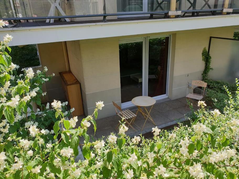 62 M2 Rez De Jardin, Terrasse , 6 Lits Et Parking Apartamento Annecy Exterior foto